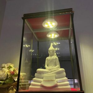 Tượng Phật Ngọc Luang Phor Sothorn Phiên Bản Đặc Biệt Của Chùa Wat Sothonwararam Worawihan (Chỉ Có 1 Bức Duy Nhất)
